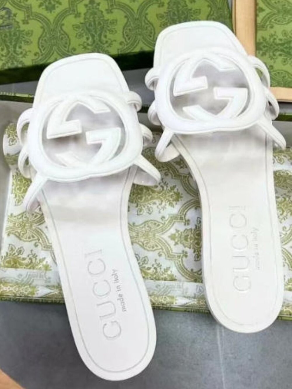 Gucci Rubber Slide Sandals Size 38 – With Original Box